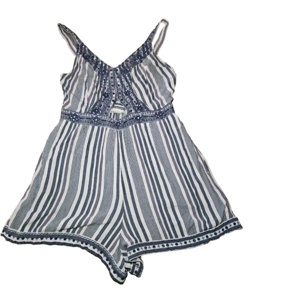 American Eagle Womens Blue And White Embroidered Cut Out Tank Romper L - Picture 2 of 10